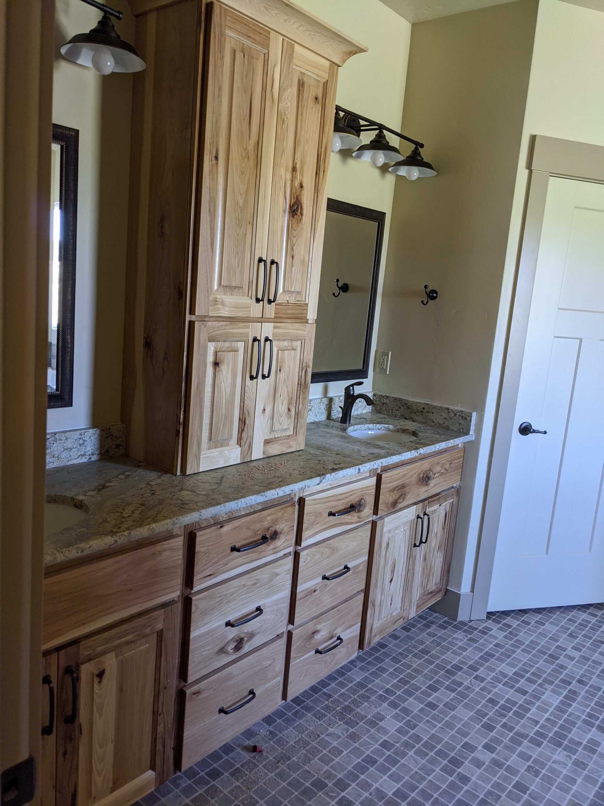 Signature Finish Carpentry - interior finish carpentry