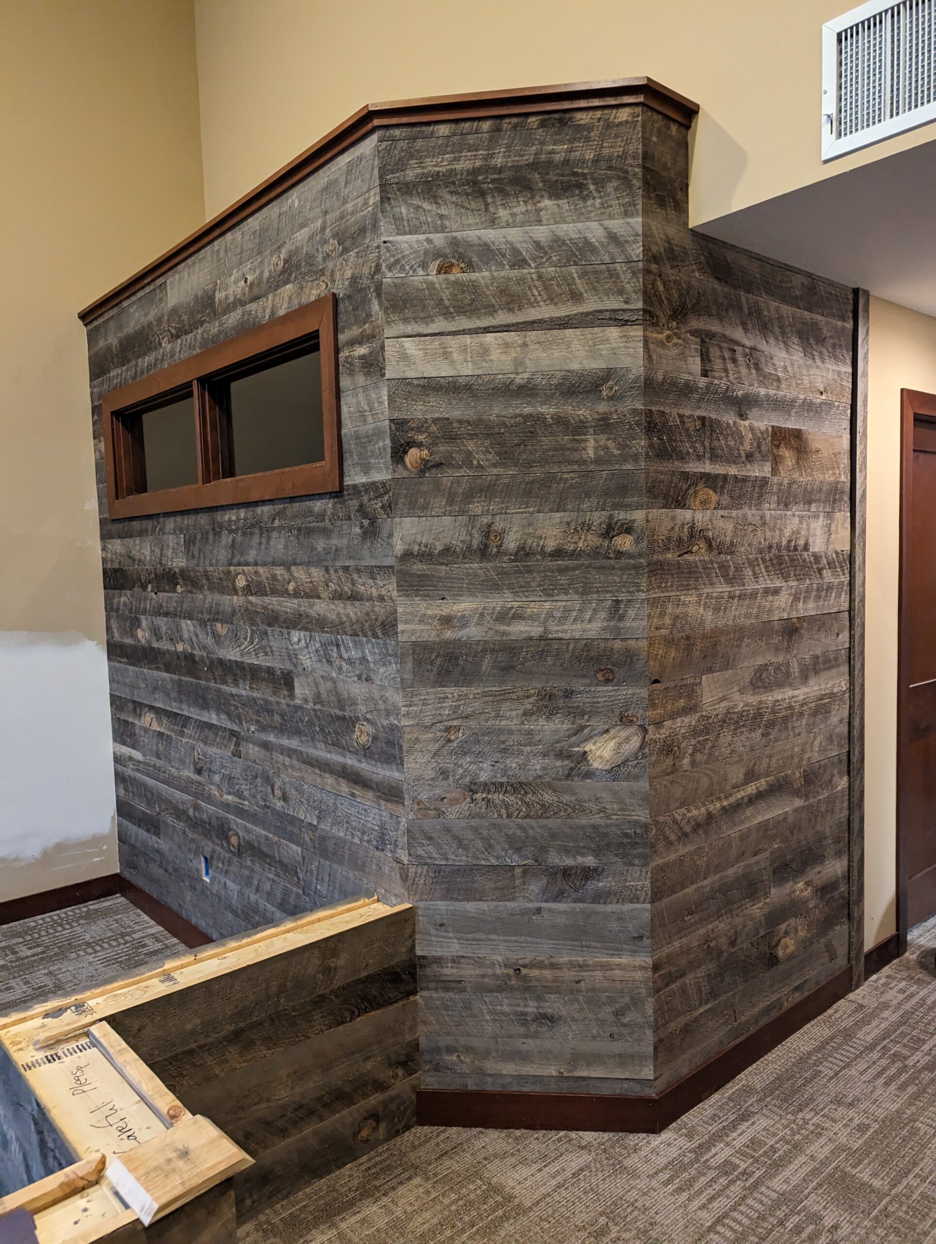 Signature Finish Carpentry - interior finish carpentry